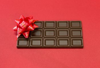 バレンタイン 会社で義理チョコ ばらまき用のおすすめ 予算と渡し方 わくわく情報 Com